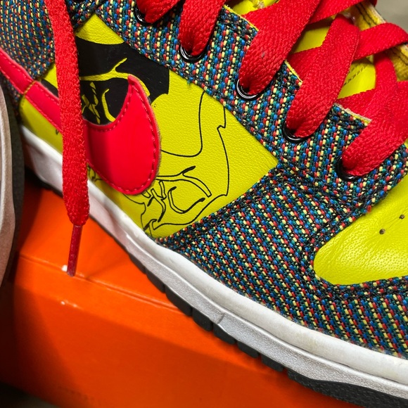 Nike Dunks - Picture 6 of 9